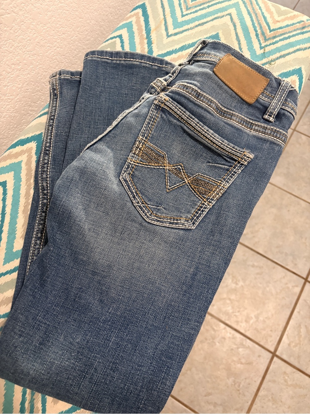 BKE Men's Medium Blue Skinny Jeans with Decorative Back Stitching